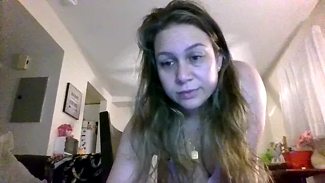 Snapshot of thedevinemama chatting on June 2026 01:52:01 AM thedevinemama online show from June 2026 01:52:01 AM