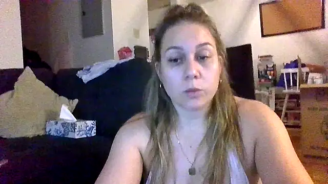 Snapshot of thedevinemama chatting on July 2026 01:37:01 AM thedevinemama online show from July 2026 01:37:01 AM