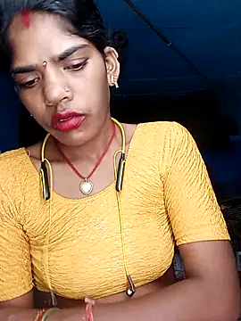 Snapshot of HOTFARSI chatting on October 2025 12:30:02 AM HOTFARSI online show from October 2025 12:30:02 AM