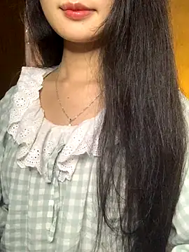 Nhinhi18 online show from December 2025 03:41:01 PM