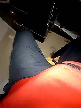 hackyourpussyxh online show from December 2025 01:21:02 AM