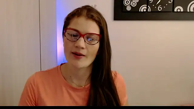 Snapshot of Camila-ventura chatting on February 2026 11:11:02 AM Camila-ventura online show from February 2026 11:11:02 AM