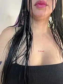 lucy grey25 online show from March 2026 02:44:02 PM