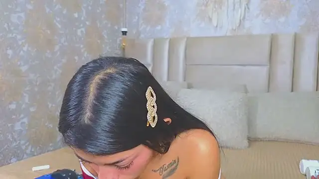 Snapshot of NataliePetite3x chatting on March 2026 12:09:01 PM NataliePetite3x online show from March 2026 12:09:01 PM