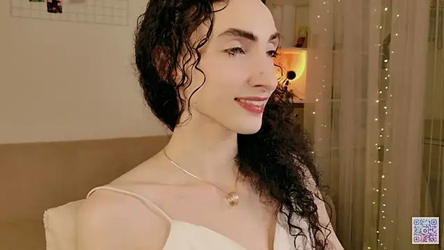 Queen of tease online show from February 2026 06:15:01 PM