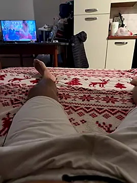 Snapshot of umeghj chatting on October 2025 09:57:02 PM umeghj online show from October 2025 09:57:02 PM