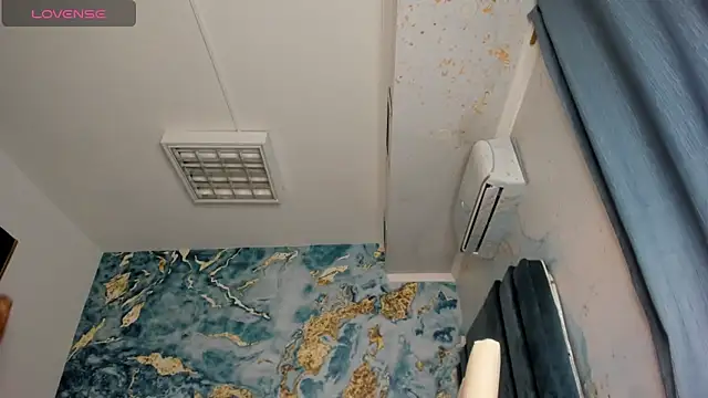 lesly cutee online show from March 2026 12:21:02 PM