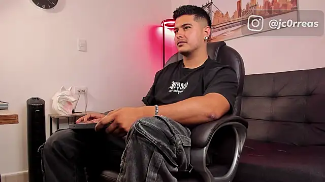  Juanes online show from December 2025 11:01:02 PM