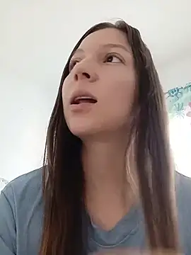 Arianna Moss online show from June 2026 02:32:01 PM