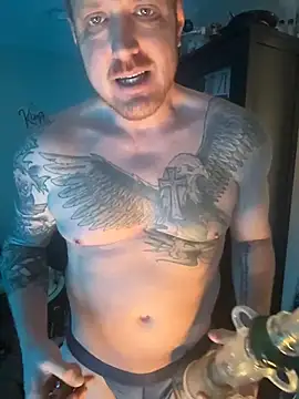 CloudyKingG online show from June 2026 05:17:01 PM