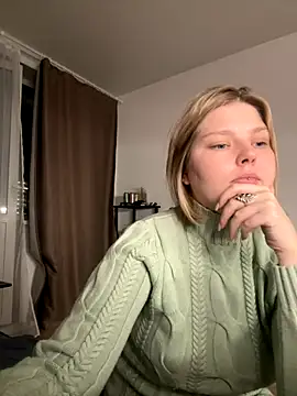 OpheliaRitz online show from November 2025 02:20:01 PM