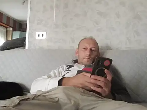 cazzoweb online show from September 2025 02:30:02 PM