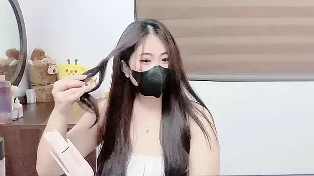 Amelia-babee online show from November 2025 12:06:02 PM