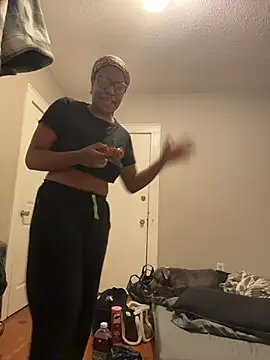 Tu GataLinda online show from November 2025 03:15:01 AM