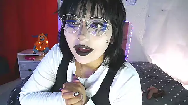 saragon1 online show from March 2026 07:19:02 PM