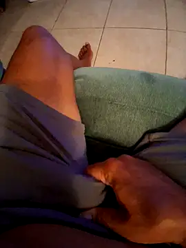 pullitoff online show from September 2025 12:37:02 AM