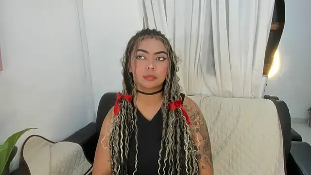 nahomy ryans online show from October 2025 01:55:02 AM