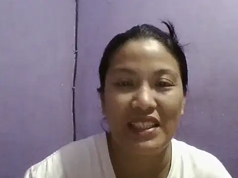 Uniquebeauty32 online show from November 2025 11:04:02 PM