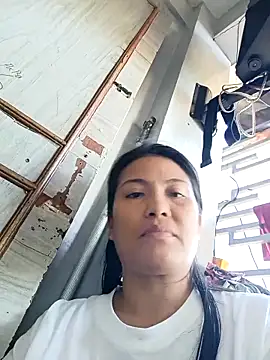 Uniquebeauty32 online show from March 2026 12:06:02 AM