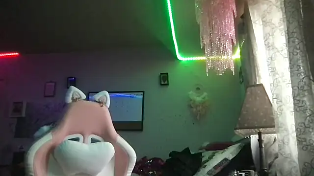 Snapshot of nekowaifuuu chatting on November 2025 05:57:01 PM nekowaifuuu online show from November 2025 05:57:01 PM