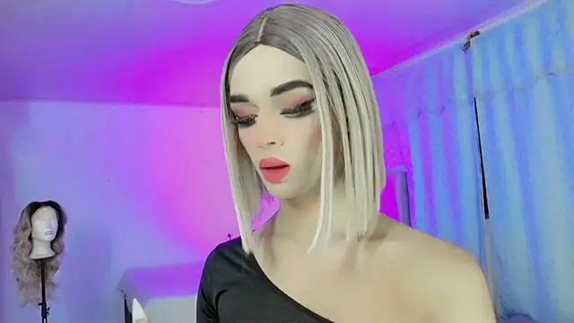 HANNAH BACKERS online show from November 2025 03:31:01 AM