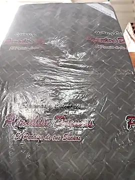 Tussi-amor online show from September 2025 08:43:01 PM