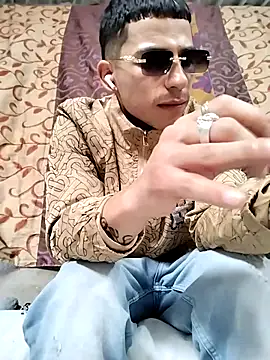 Tussi-amor online show from September 2025 05:28:01 PM