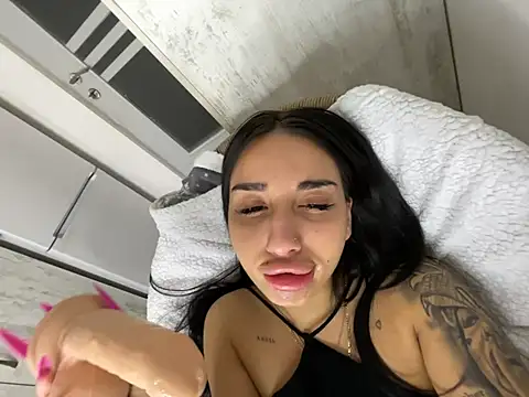 BlueEyes BB online show from April 2026 07:58:02 PM