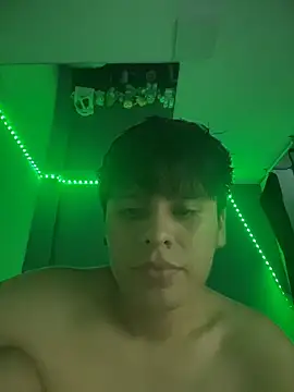 Snapshot of Kailertwink chatting on April 2026 03:13:02 AM Kailertwink online show from April 2026 03:13:02 AM