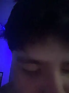 Snapshot of Kailertwink chatting on May 2026 03:36:01 AM Kailertwink online show from May 2026 03:36:01 AM