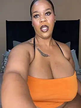 THICKBUNNYCHICKxxx online show from June 2026 07:40:01 PM