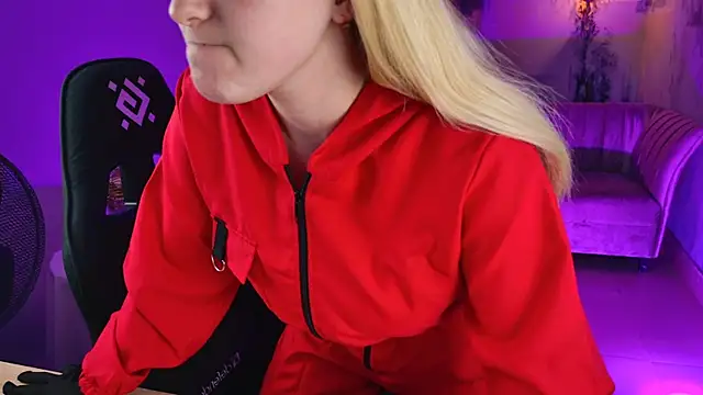 Stef Nicks online show from September 2025 05:12:01 AM