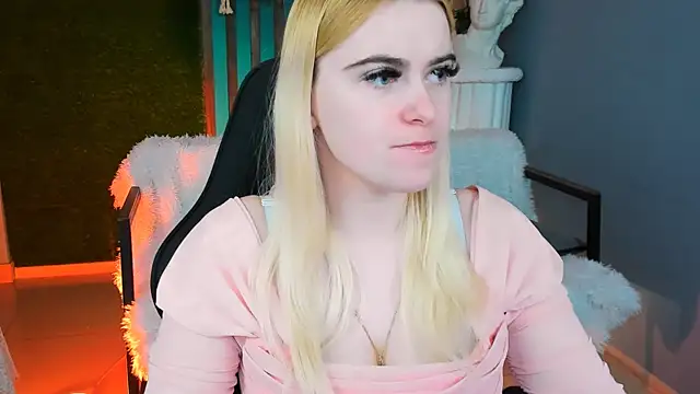 Stef Nicks online show from April 2026 09:04:01 AM