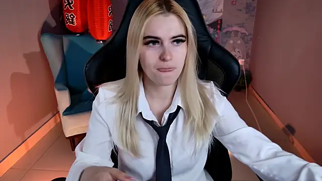 Stef Nicks online show from June 2026 05:45:02 AM