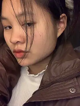 NhuFox online show from December 2025 01:25:01 AM