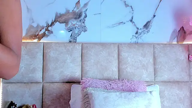 KarolBlanco online show from April 2026 02:47:02 AM