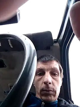 N i k o l a u online show from December 2025 11:38:02 AM