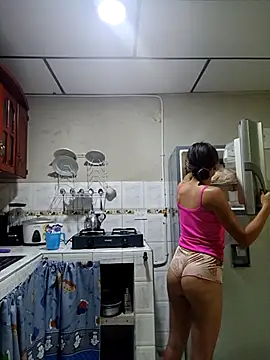 Snapshot of Celestee_rain chatting on September 2025 11:19:01 PM Celestee rain online show from September 2025 11:19:01 PM