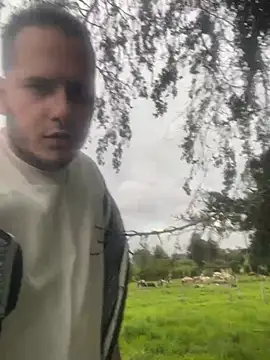 Pablo EscobarGomez online show from February 2026 10:39:01 PM