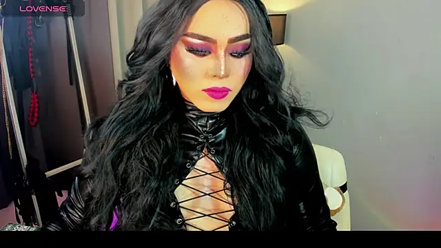 MagnaCumLoader17 online show from September 2025 07:38:01 PM