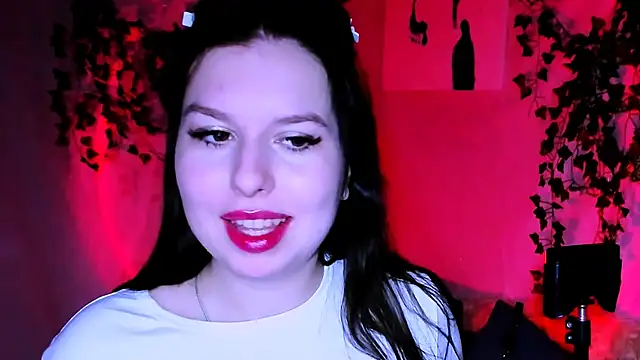 ChloeRicc online show from November 2025 06:23:02 PM