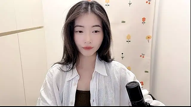 Rosalind xixi online show from October 2025 08:37:01 AM