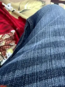 Snapshot of LOVEGURU1095 chatting on October 2025 06:48:01 AM LOVEGURU1095 online show from October 2025 06:48:01 AM