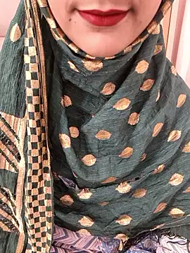 Snapshot of Indian-Aleena chatting on March 2026 04:45:02 AM Indian-Aleena online show from March 2026 04:45:02 AM