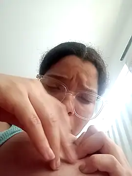 VictoriDior online show from September 2025 08:53:02 PM