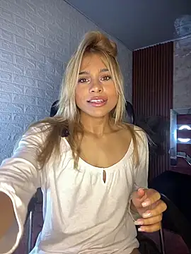 hot cupid01 online show from March 2026 12:30:01 PM