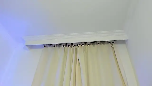 canelleGarces online show from February 2026 02:40:01 AM