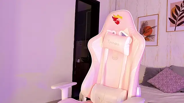 Ayleen Dunkan online show from October 2025 12:33:01 PM