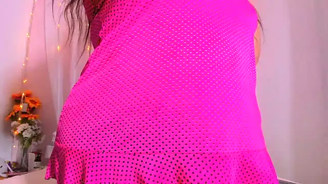 Snapshot of Rachellcooperrr chatting on October 2025 08:39:01 AM Rachellcooperrr online show from October 2025 08:39:01 AM