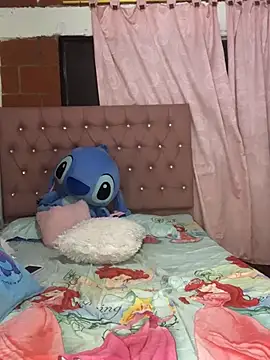 Snapshot of Rachellcooperrr chatting on November 2025 05:00:02 AM Rachellcooperrr online show from November 2025 05:00:02 AM